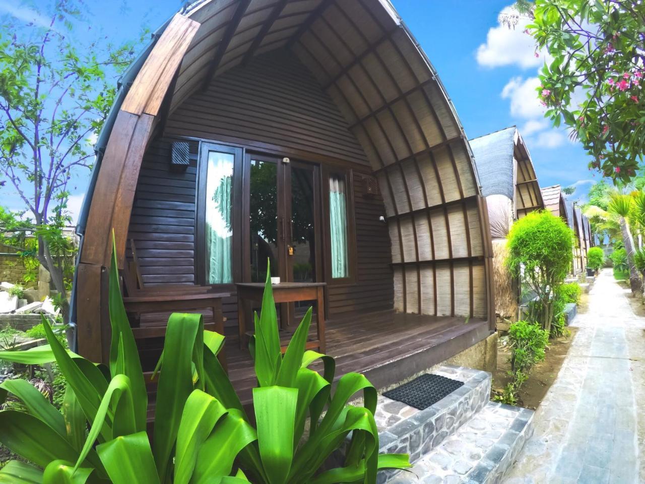 Amora Villa Gili Trawangan Buitenkant foto