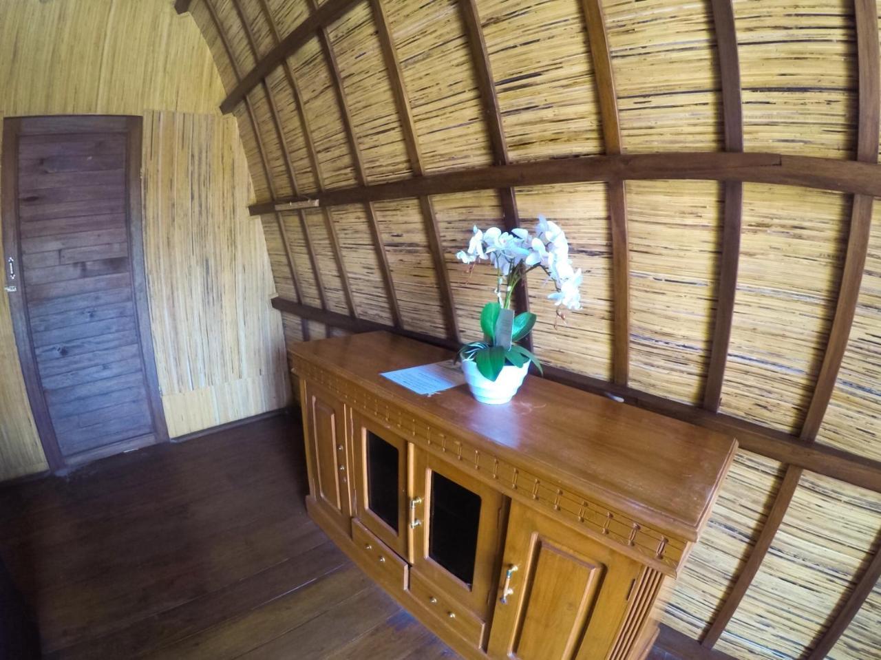 Amora Villa Gili Trawangan Buitenkant foto